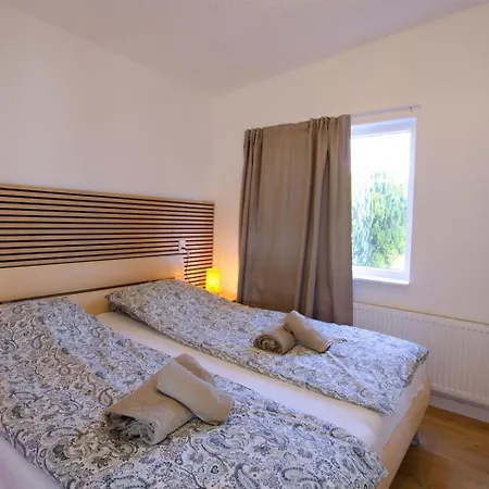 Golden House - Near The * Noordwijkerhout