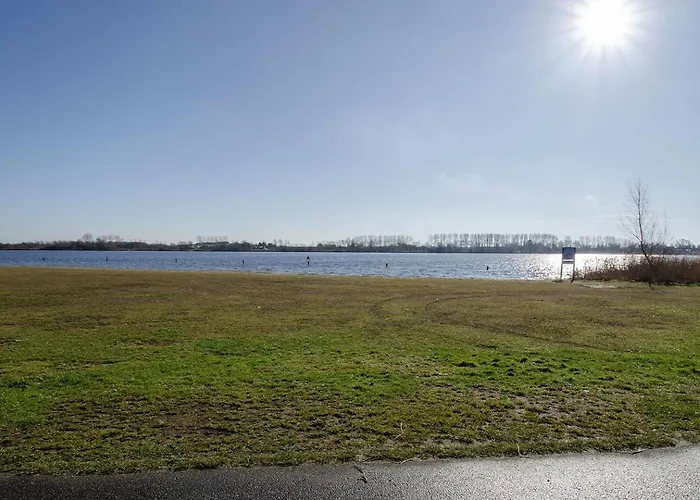 Chalet Golden House - Near The Noordwijkerhout